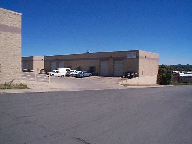 1701-1703 W Baltic Pl, Englewood, CO for lease Building Photo- Image 1 of 10