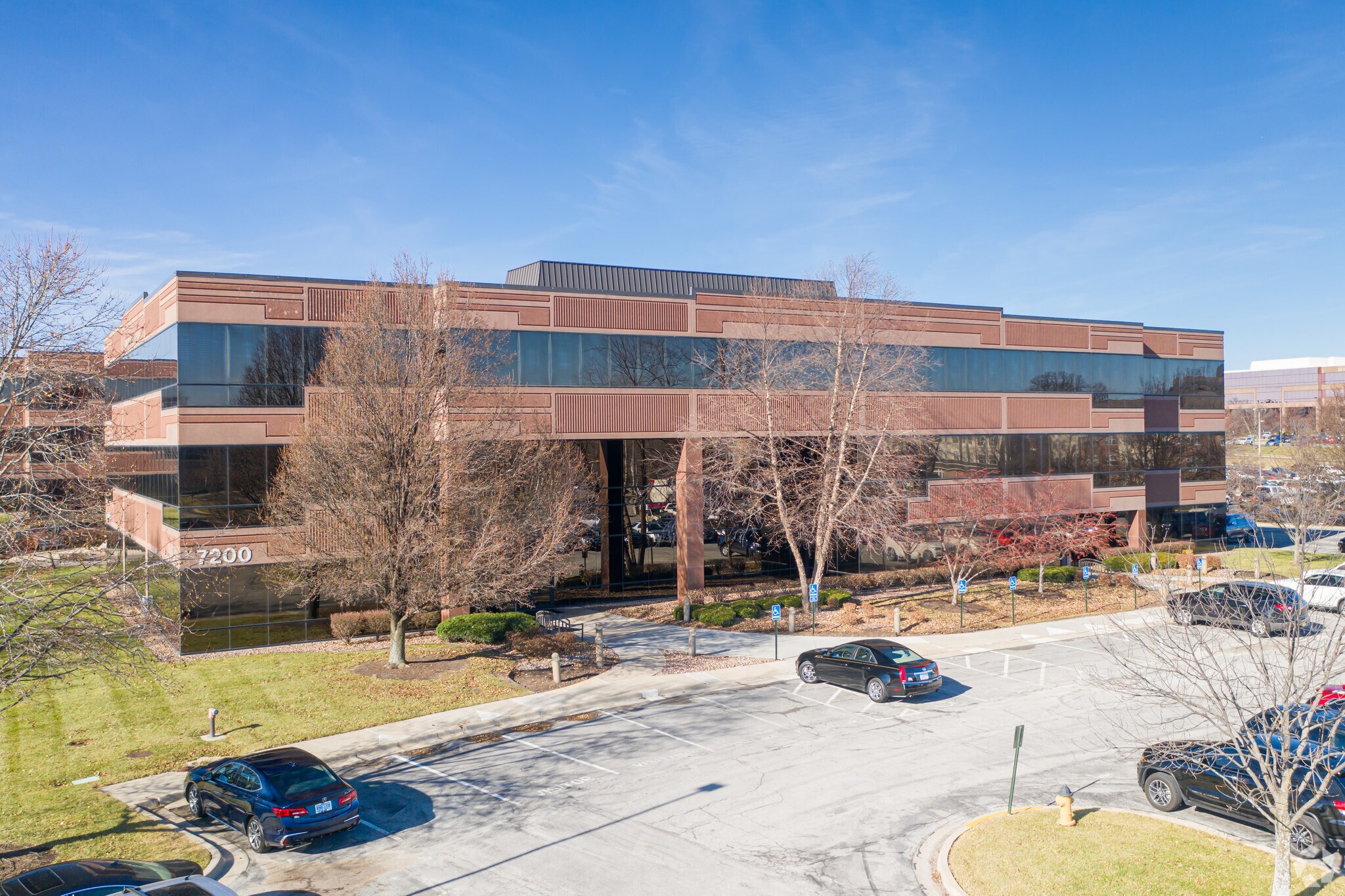 7200 W 132nd St, Overland Park, KS for sale Primary Photo- Image 1 of 1
