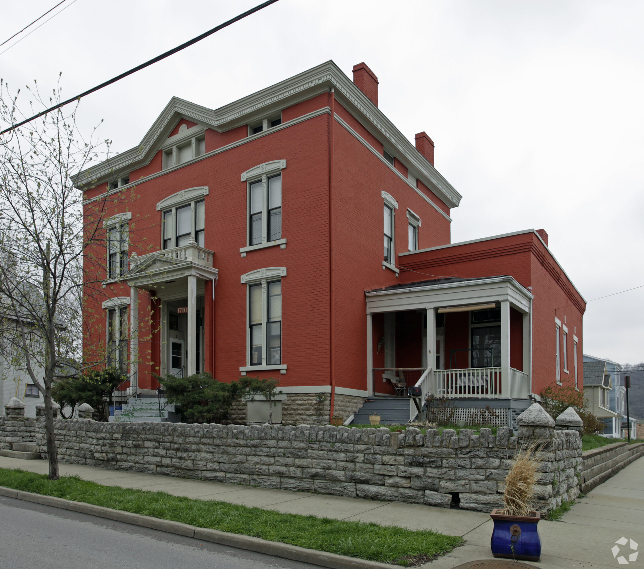 1710 Eastern Ave, Covington, KY for sale Primary Photo- Image 1 of 1