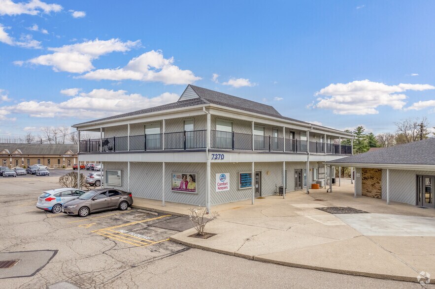 7372 Kingsgate Way, West Chester, OH 45069