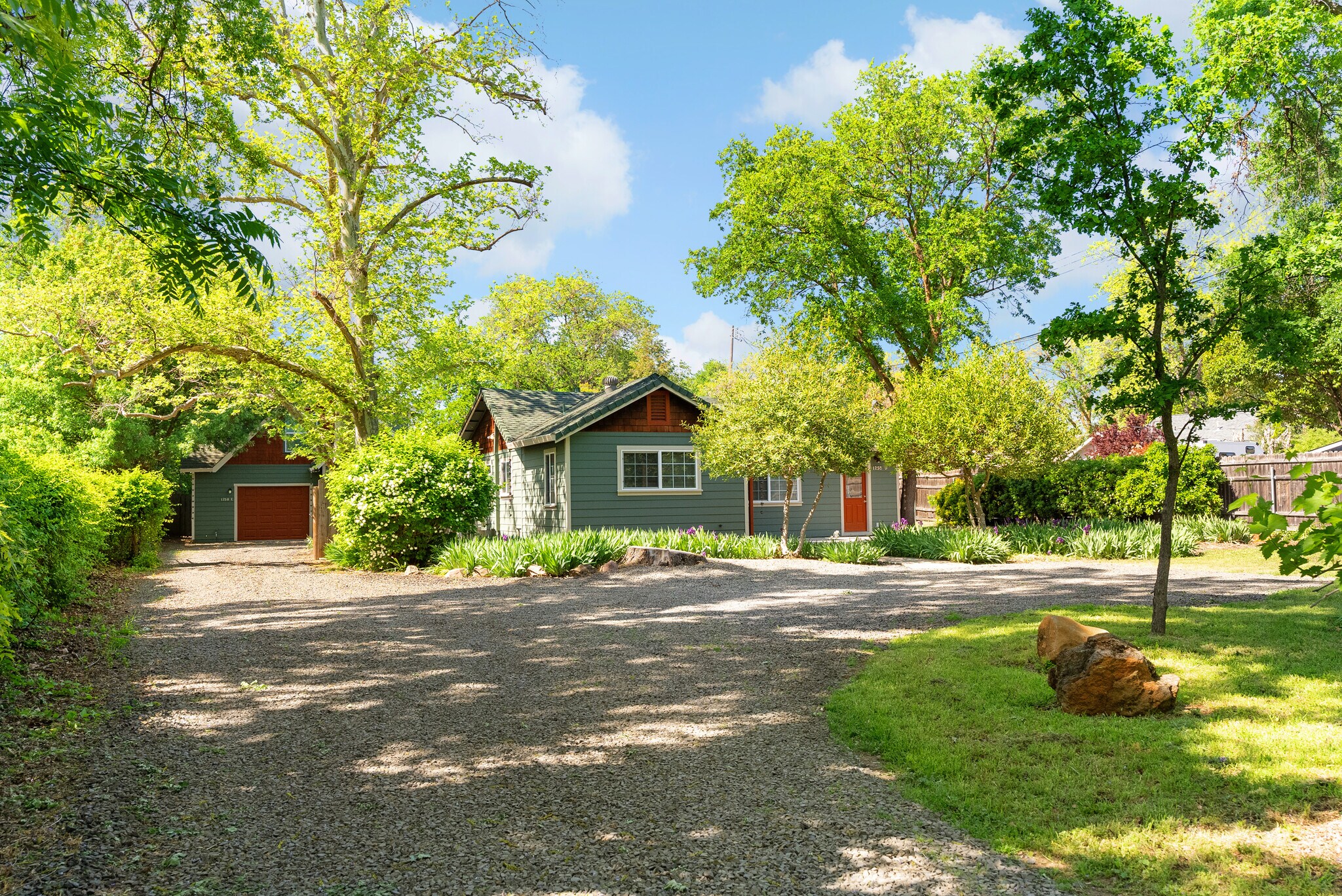 1258 Filbert Ave, Chico, CA for sale Primary Photo- Image 1 of 12