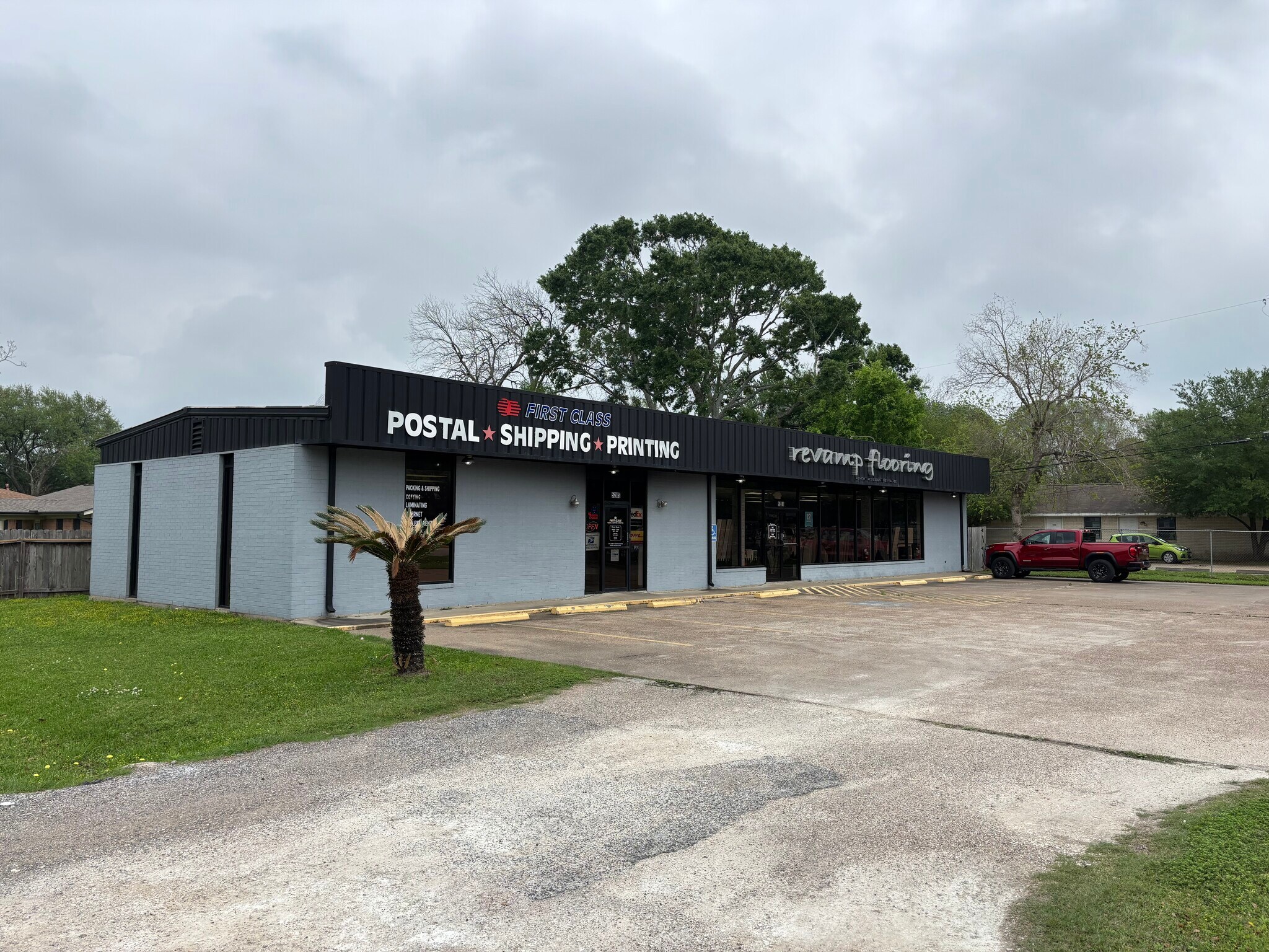 5203-5205 Broadway St, Pearland, TX for lease Building Photo- Image 1 of 11