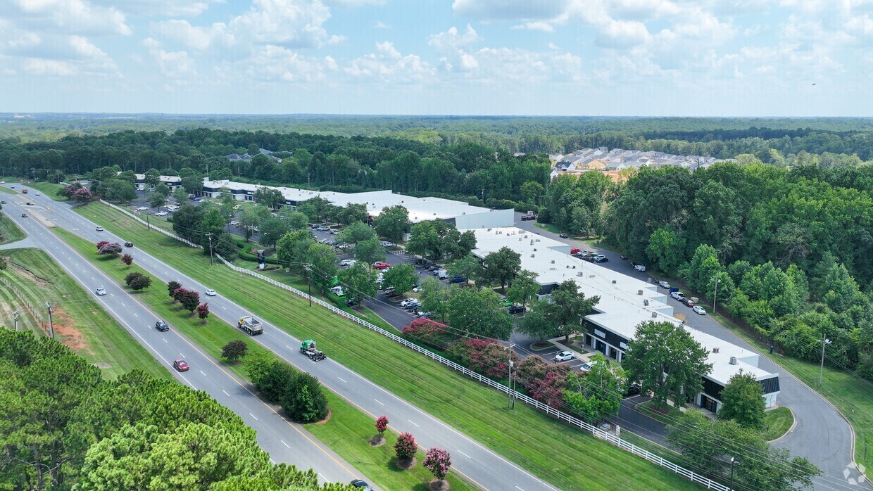 5009-5015 W WT Harris Blvd, Charlotte, NC for lease Aerial- Image 1 of 1