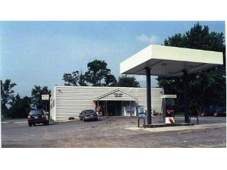 235 Rivermont Dr, Front Royal, VA for sale - Primary Photo - Image 1 of 1