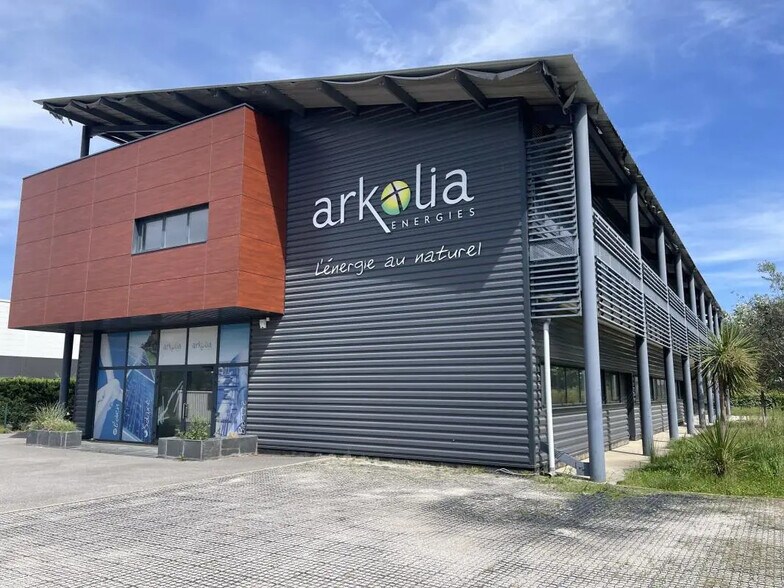 Office in Mauguio for sale - Building Photo - Image 1 of 9