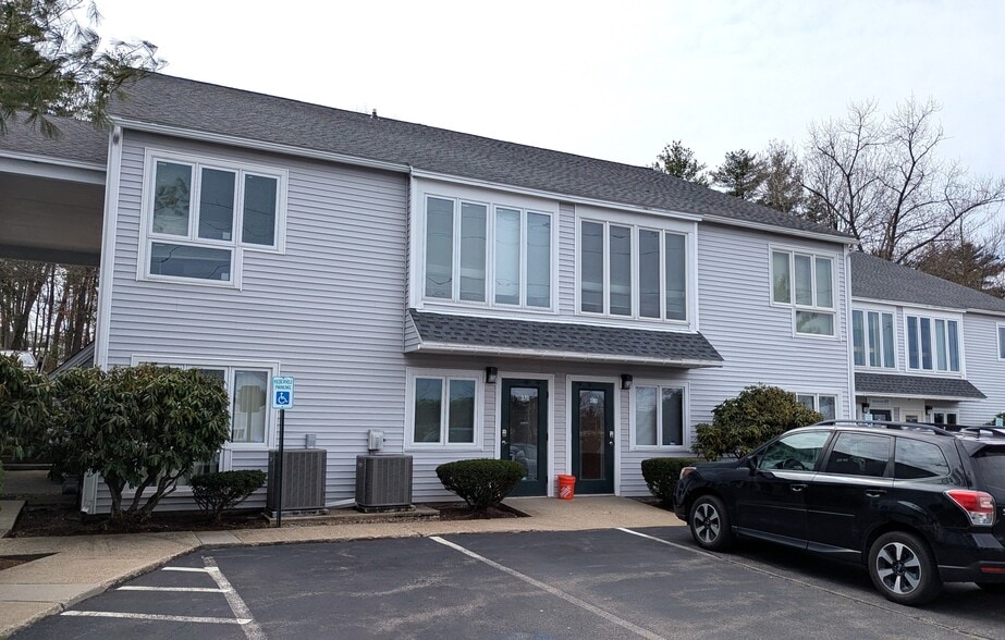 76 Northeastern Blvd, Nashua, NH for lease - Building Photo - Image 1 of 4