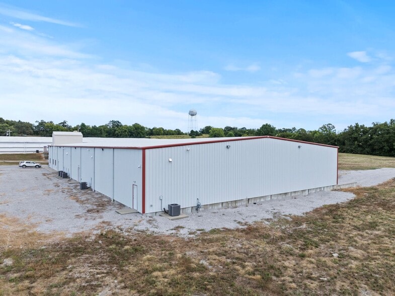 620 US Highway 27 N, Cynthiana, KY for lease - Building Photo - Image 3 of 58