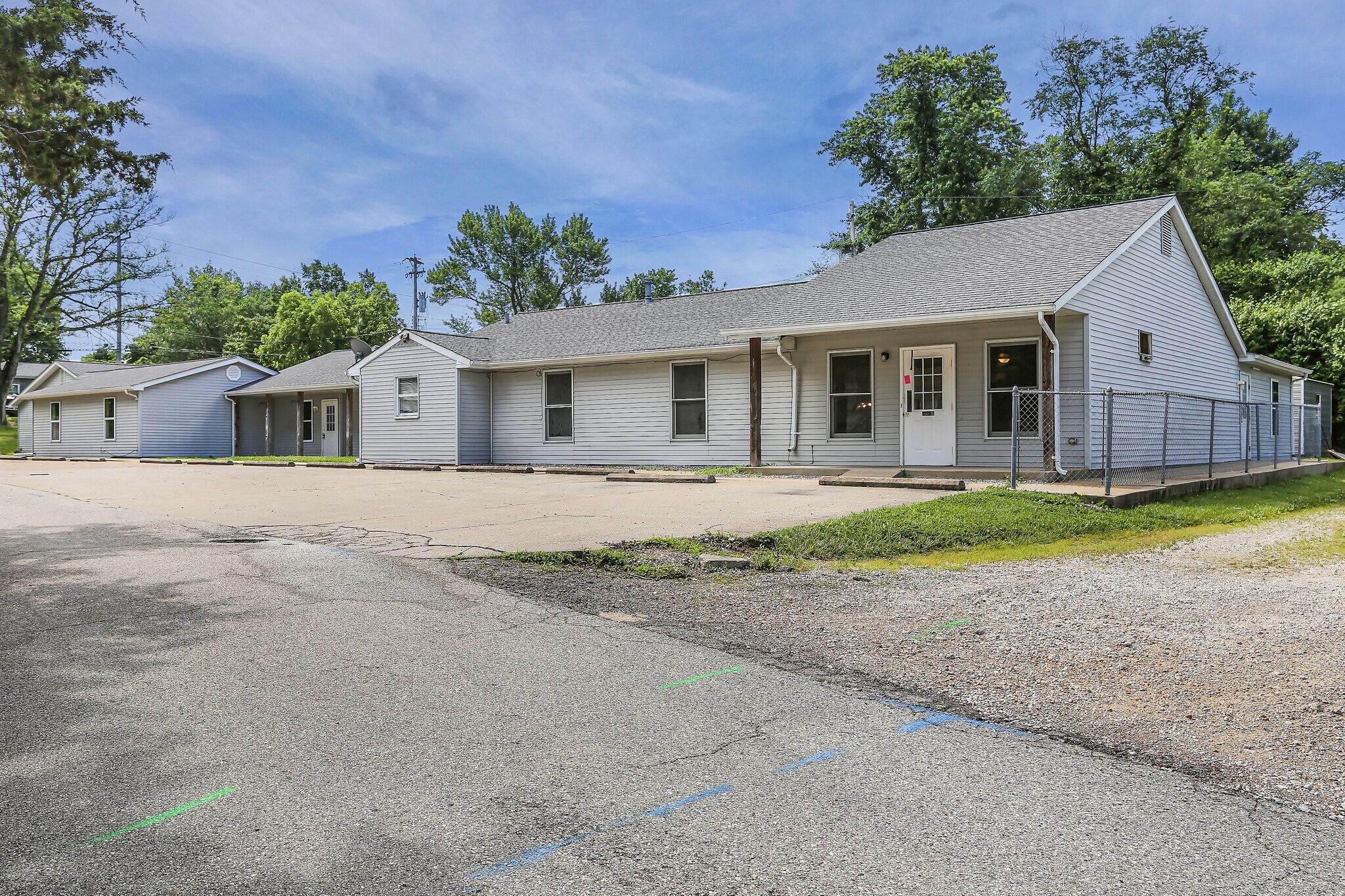1 Holding Ln, Crystal City, MO 63019
