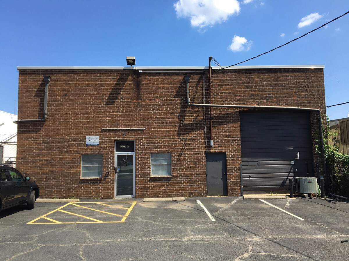 8419 Terminal Rd, Lorton, VA 22079