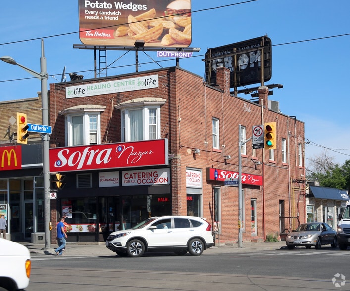 1166 St Clair Ave W, Toronto, ON for lease - Primary Photo - Image 1 of 2