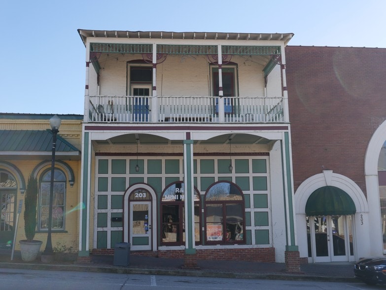 203 E Main St, Hogansville, GA for sale - Building Photo - Image 2 of 2