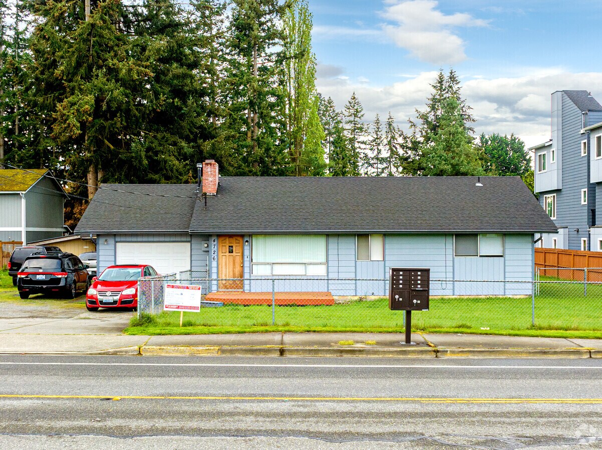 4726 Grove St, Marysville, WA 98270