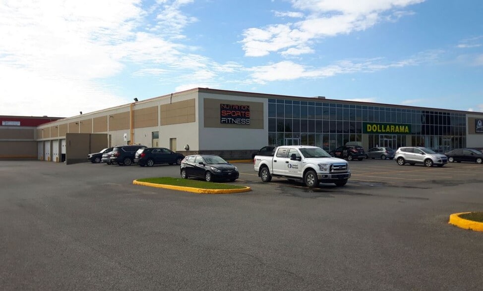 1041 Boul Pierre-Bertrand, Québec, QC for lease - Building Photo - Image 2 of 7