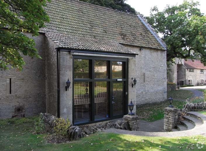 Somerset House, Tormarton for sale - Primary Photo - Image 1 of 1