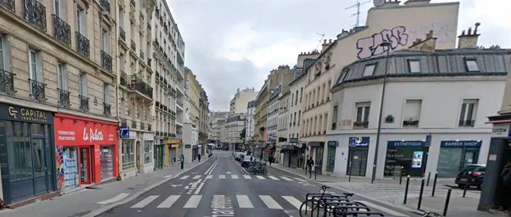 Retail in Paris for lease Building Photo- Image 1 of 3