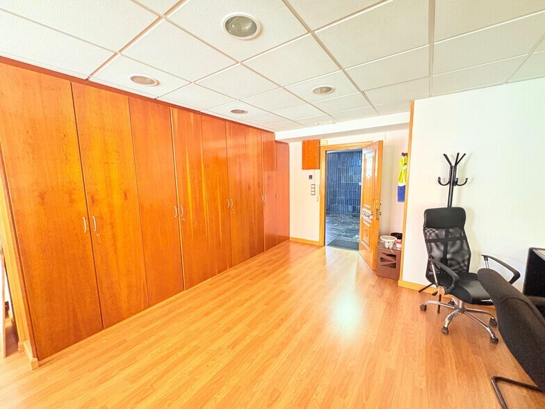 Office in León, León for sale - Building Photo - Image 2 of 15