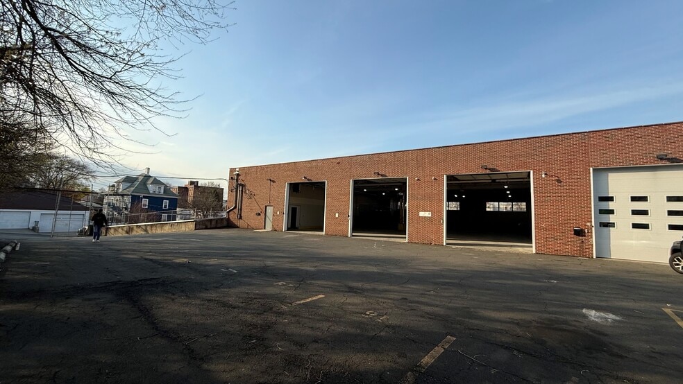 45 Ryan Ave, Port Chester, NY for lease - Building Photo - Image 1 of 8