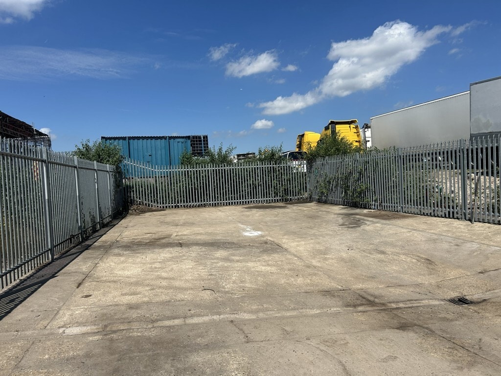 Leagrave Rd, Luton for lease Other- Image 1 of 4