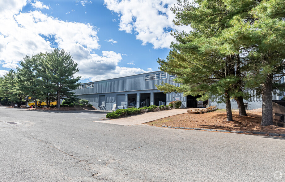 460 Hayden Station Rd, Windsor, CT for lease - Building Photo - Image 3 of 6