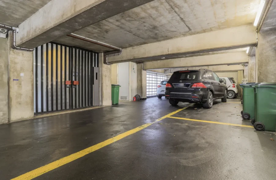 Place Notre - Dame, Amiens for sale - Interior Photo - Image 1 of 7