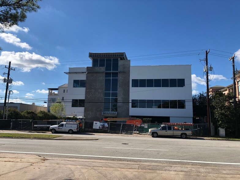 1201 N Post Oak Rd, Houston, TX for sale - Building Photo - Image 2 of 22