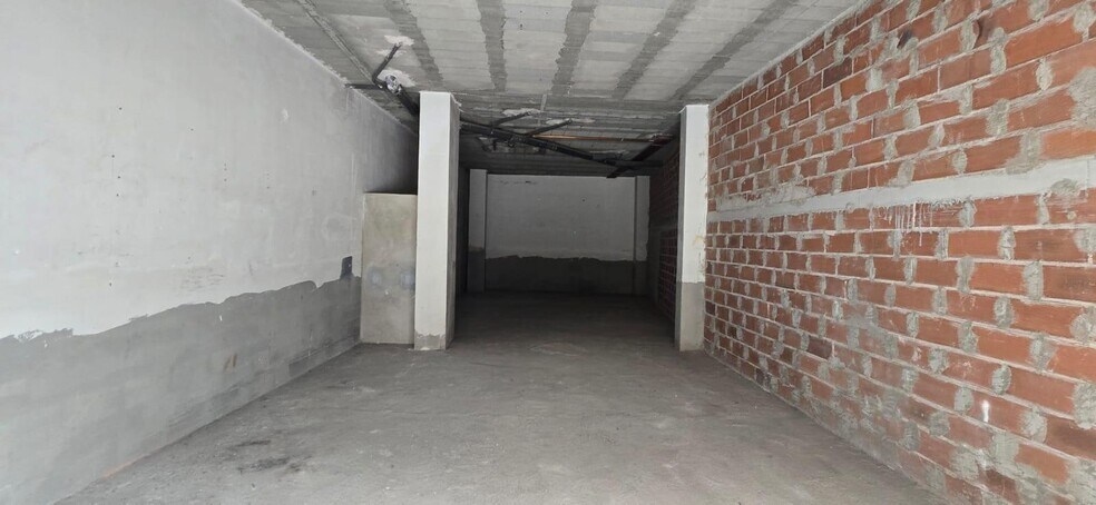 Retail in Llíria, Valencia for sale - Building Photo - Image 2 of 6