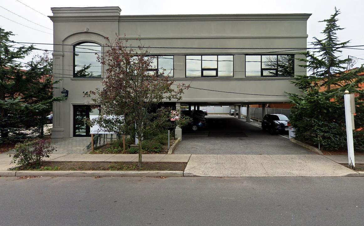 141-144 Washington Ave, Lawrence, NY for lease Building Photo- Image 1 of 1