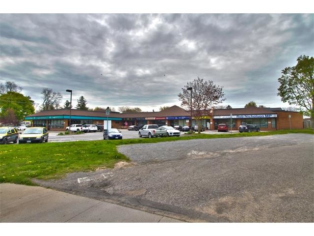 2895 Saint Paul Ave, Niagara Falls, ON for lease - Primary Photo - Image 1 of 2