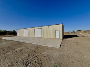 731 E River Ave, Porterville, CA for lease Building Photo- Image 2 of 16