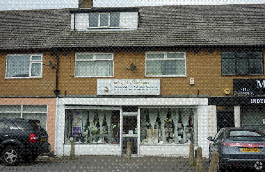 27 Chelwood Dr, Leeds for sale Primary Photo- Image 1 of 1