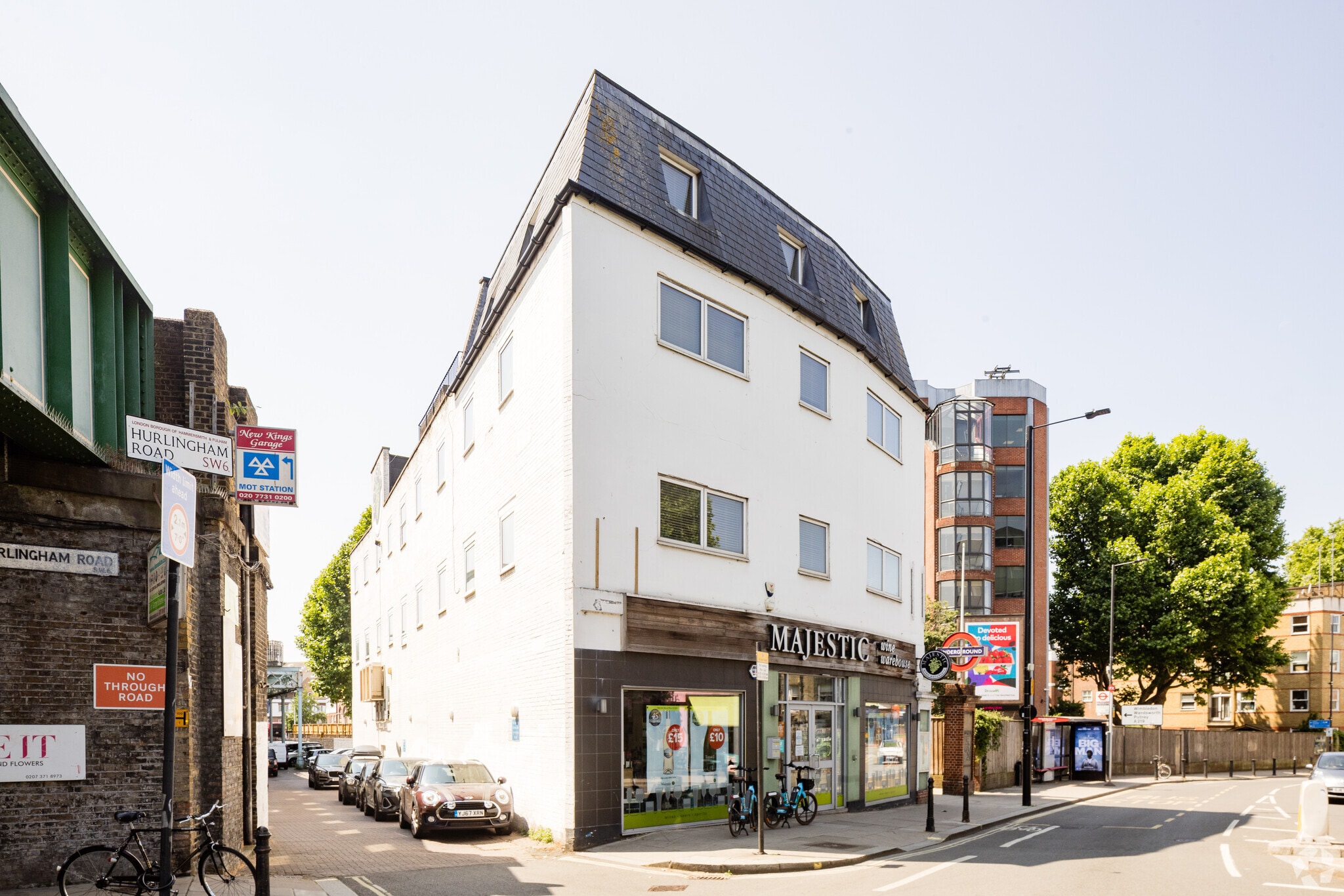 421 New Kings Rd, London for lease Primary Photo- Image 1 of 3