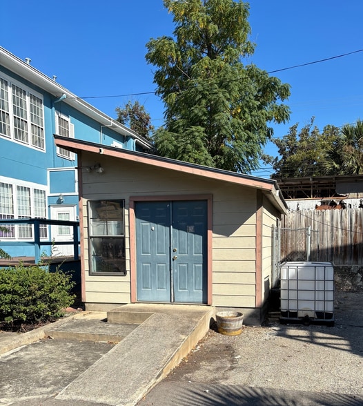 1815 San Pedro Ave, San Antonio, TX for sale - Building Photo - Image 2 of 2
