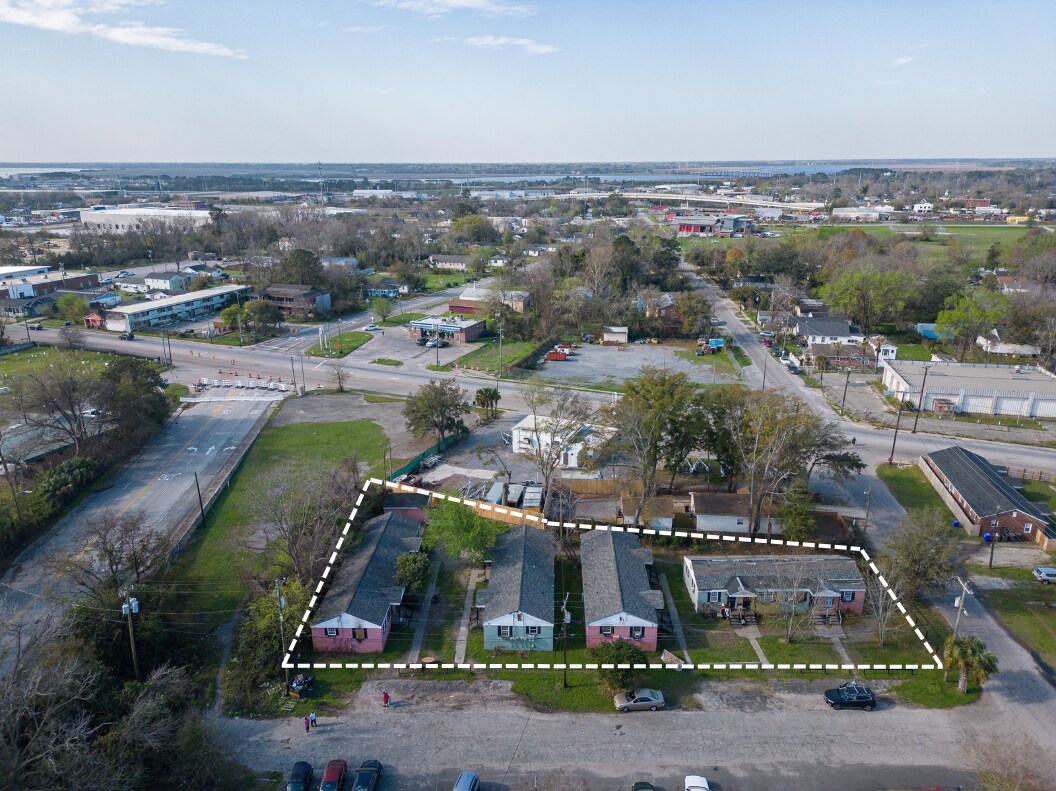 1819 Clement Ave, North Charleston, SC 29405