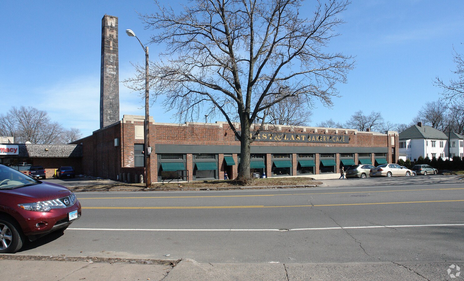 920 Maple Ave, Hartford, CT 06114