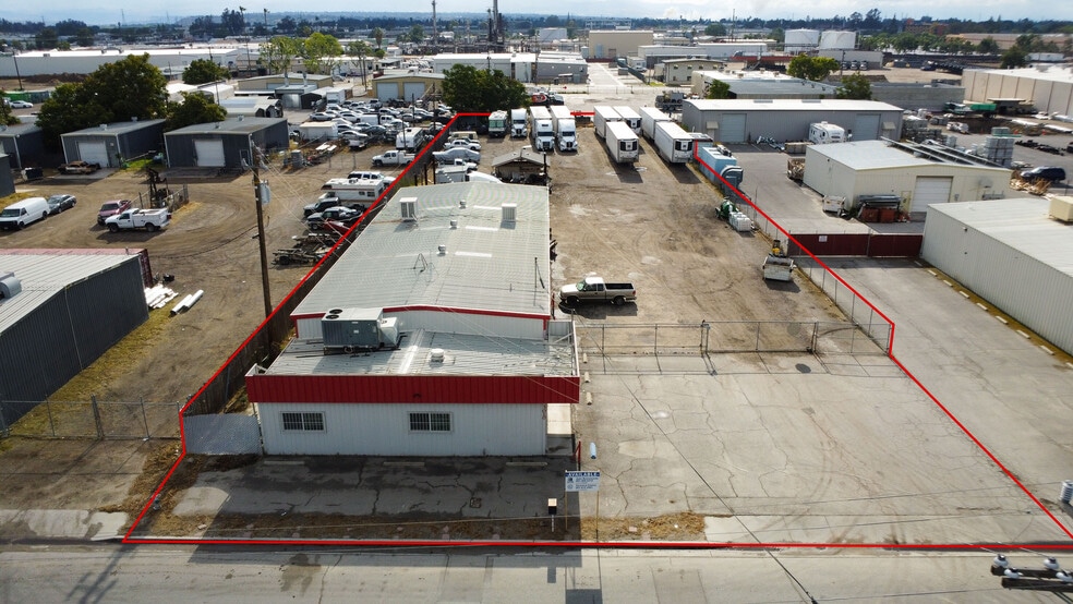 3010 Fairhaven Dr, Bakersfield, CA for lease - Building Photo - Image 3 of 5