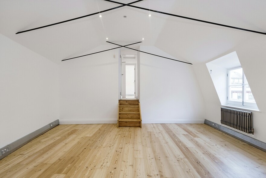 5a Cowcross St, London for sale - Interior Photo - Image 1 of 1