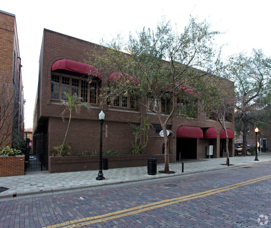 View Photo