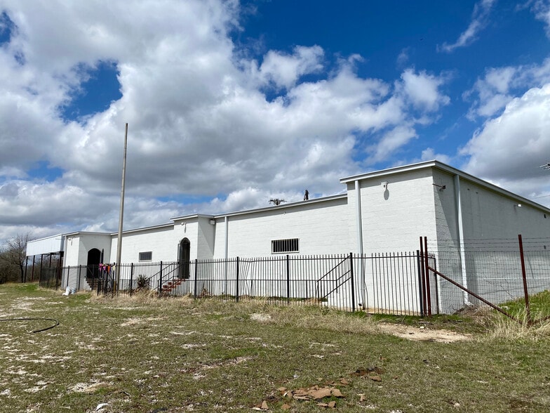 4686 Tx-114 Hwy, Rhome, TX for sale - Building Photo - Image 1 of 1