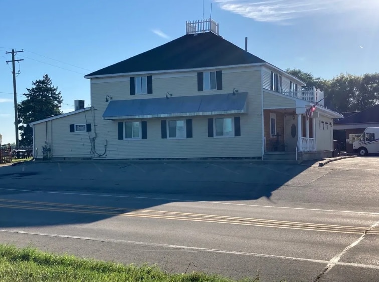 6020 Emmett Rd, Brockway, MI for sale - Building Photo - Image 3 of 12