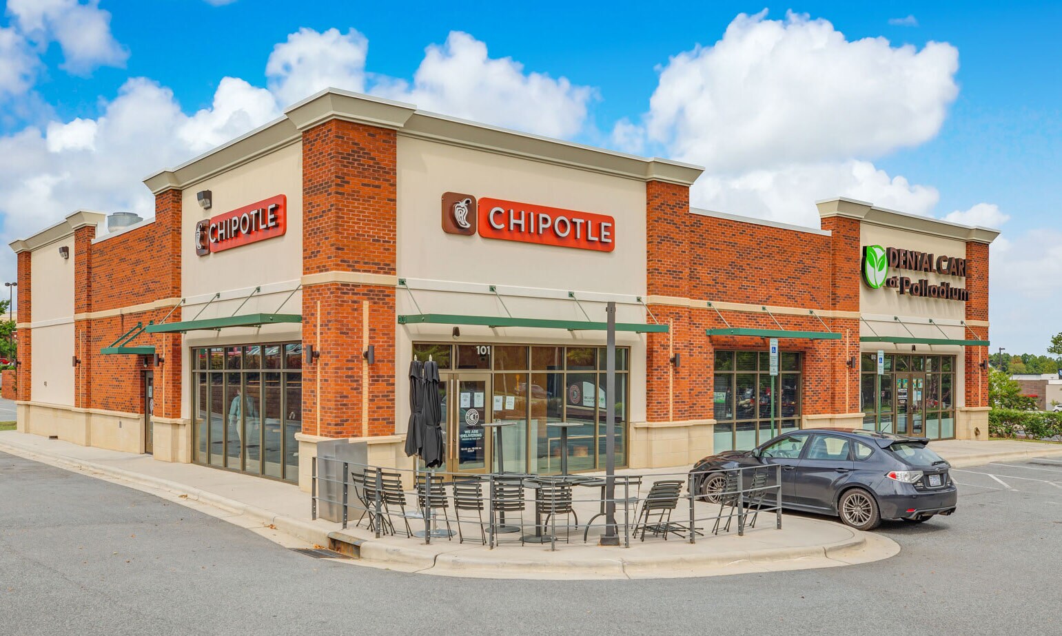 4008 Brian Jordan Pl, High Point, NC for sale Primary Photo- Image 1 of 1