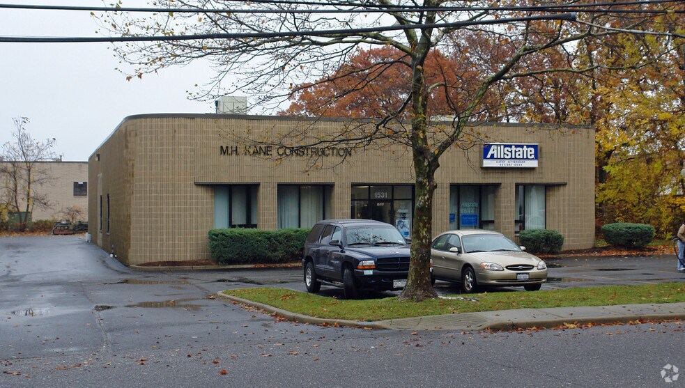 1531 Smithtown Ave, Bohemia, NY for sale - Building Photo - Image 1 of 1