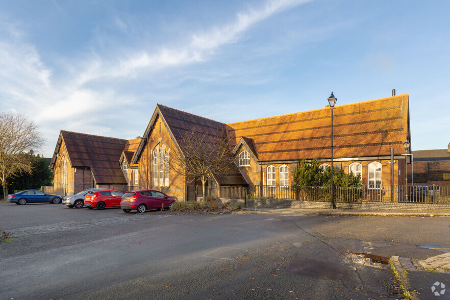 St James House, Webberley Ln, Stoke On Trent for sale - Primary Photo - Image 1 of 1