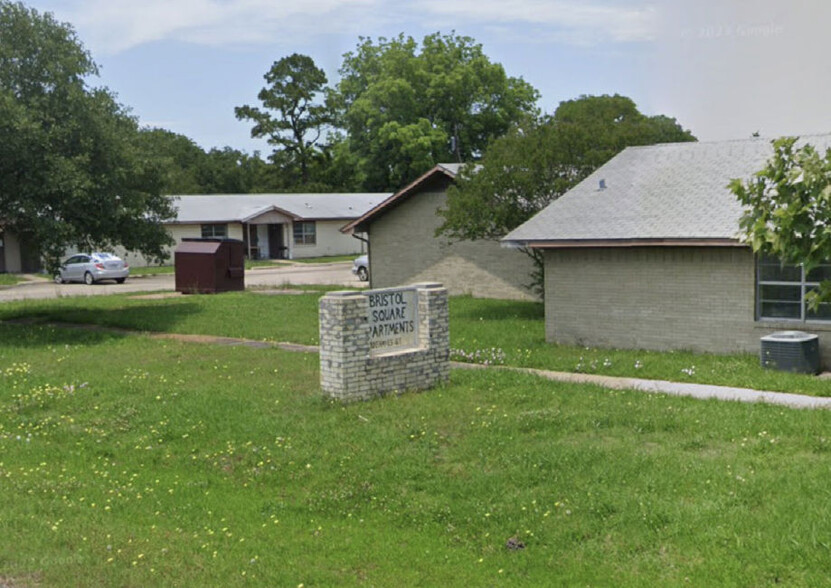 510 E Hayes St, Savoy, TX for sale - Primary Photo - Image 1 of 1