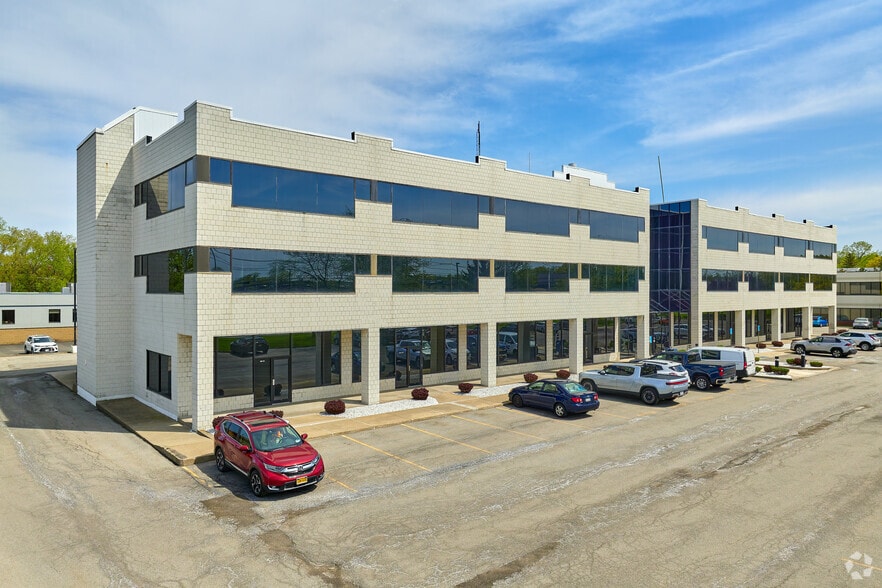 3136 S Winton Rd, Rochester, NY for lease - Building Photo - Image 2 of 6
