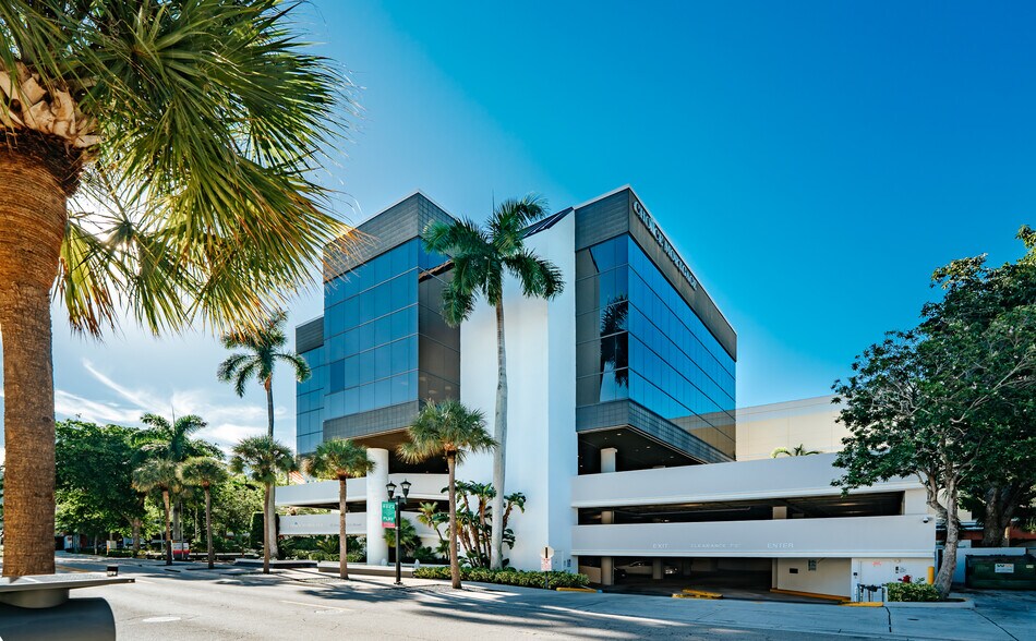 40 SE 5th St, Boca Raton, FL for lease - Building Photo - Image 3 of 75