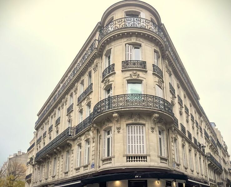 54 Rue De Ponthieu, Paris for lease Building Photo- Image 1 of 10