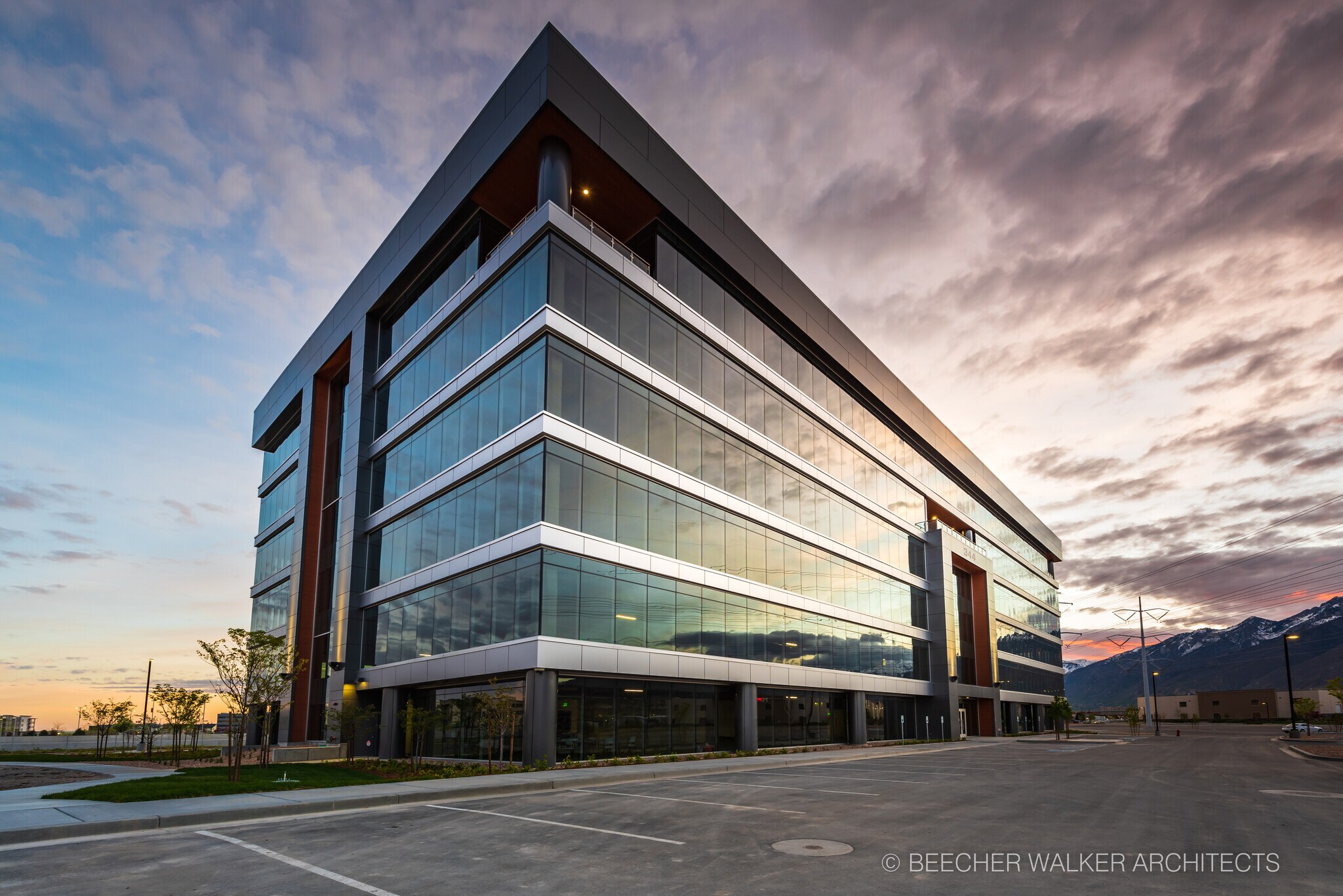 344 W 13800 S, Draper, UT 84020 Irvine Office Park Building 1