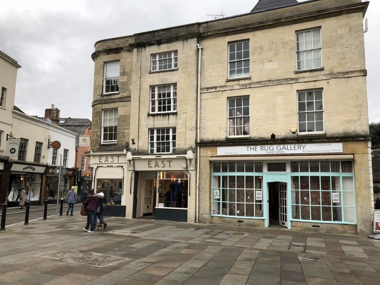 3 Market Pl, Cirencester for sale - Primary Photo - Image 1 of 1