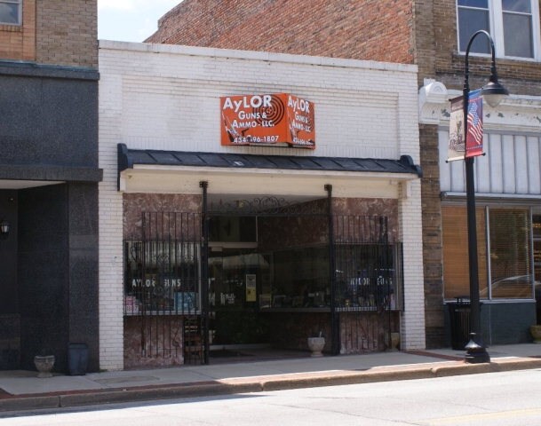 1807 Main St, Victoria, VA for sale - Primary Photo - Image 1 of 1
