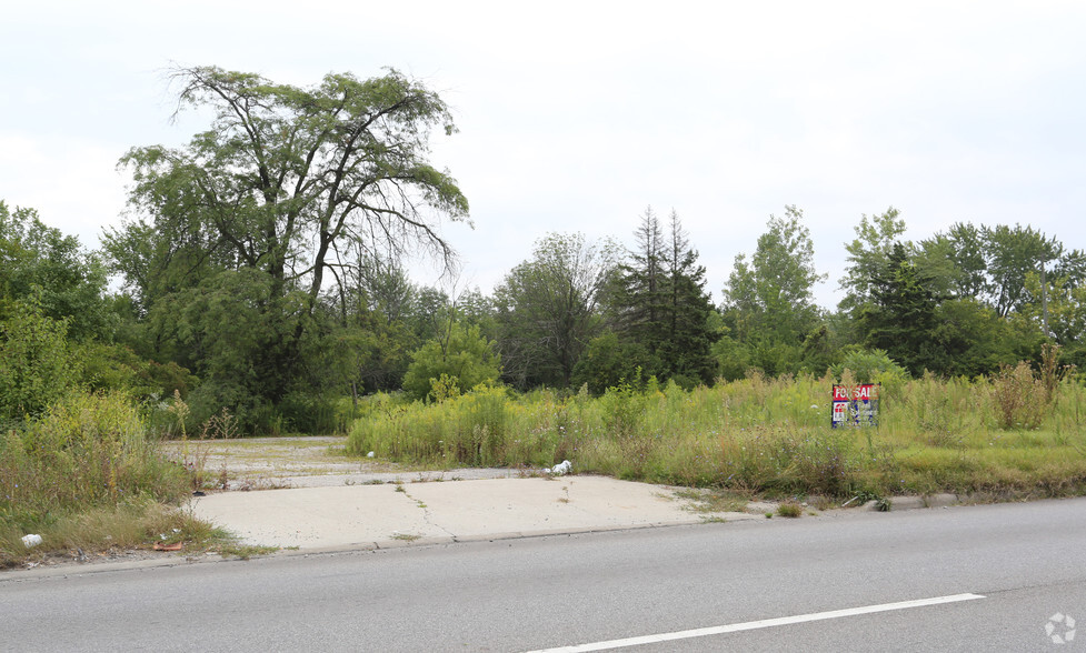 664 N Wilson Rd, Columbus, OH for sale - Primary Photo - Image 1 of 3